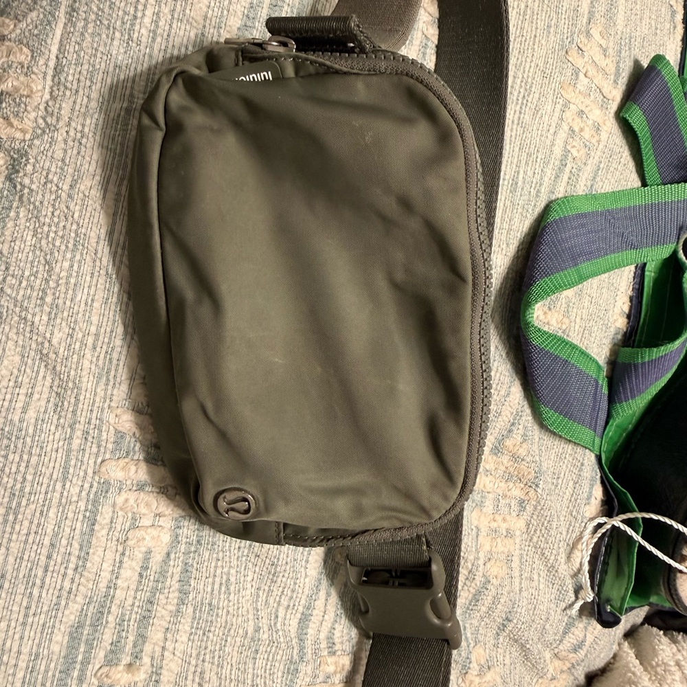 Lululemon belt bag